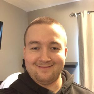 Meet your Posher, Corey